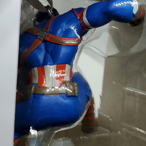 Hallmark Marvel's Captain America Keepsake Christmas Tree Ornament - Picture 15 of 15